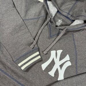 Stitches MLB New York Yankees Hoodie Mens M Gray Long Sleeve Pullover EUC